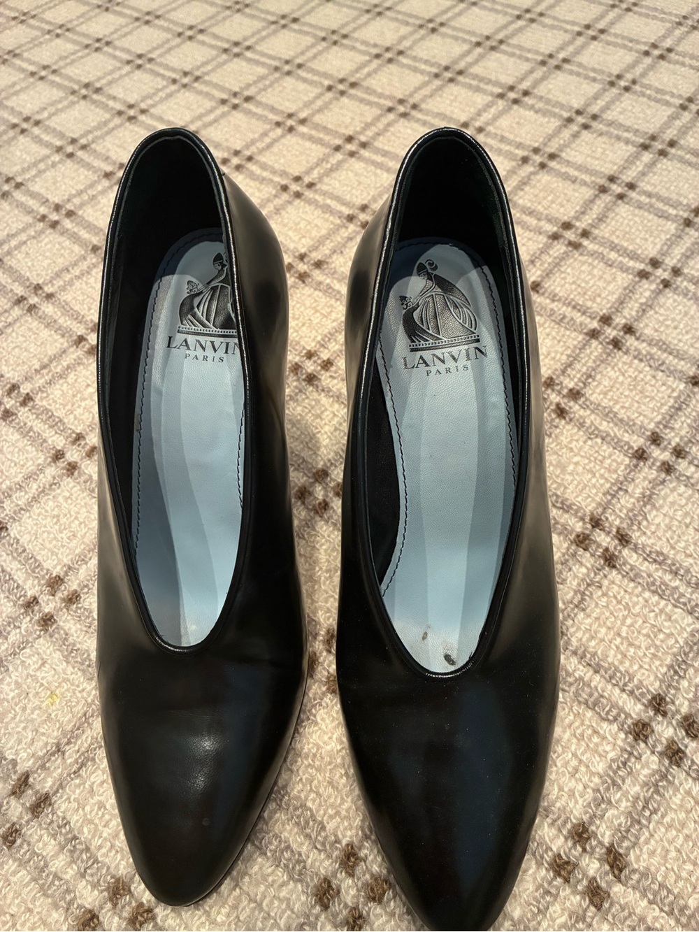 Lanvin Black Leather Pointed Pumps